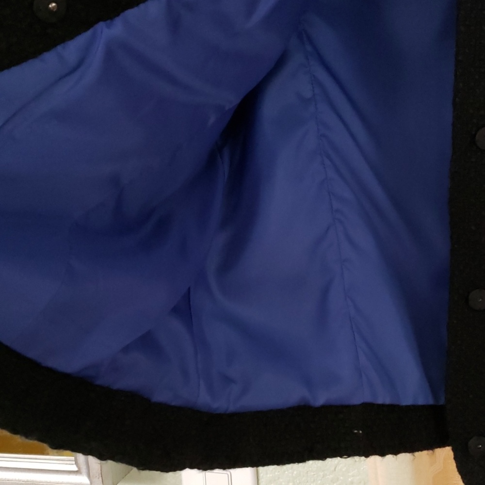 Jacket - Picture 3 of 4